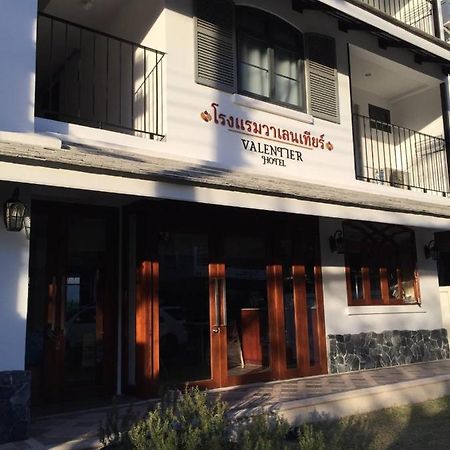 Valentier Cafe And Hotel Τσιάνγκ Μάι Εξωτερικό φωτογραφία