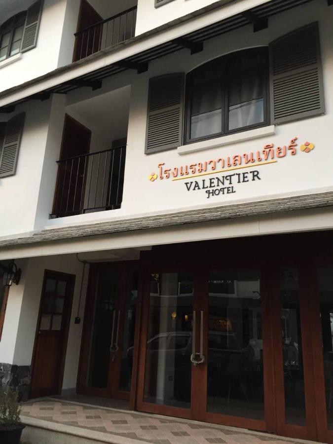 Valentier Cafe And Hotel Τσιάνγκ Μάι Εξωτερικό φωτογραφία
