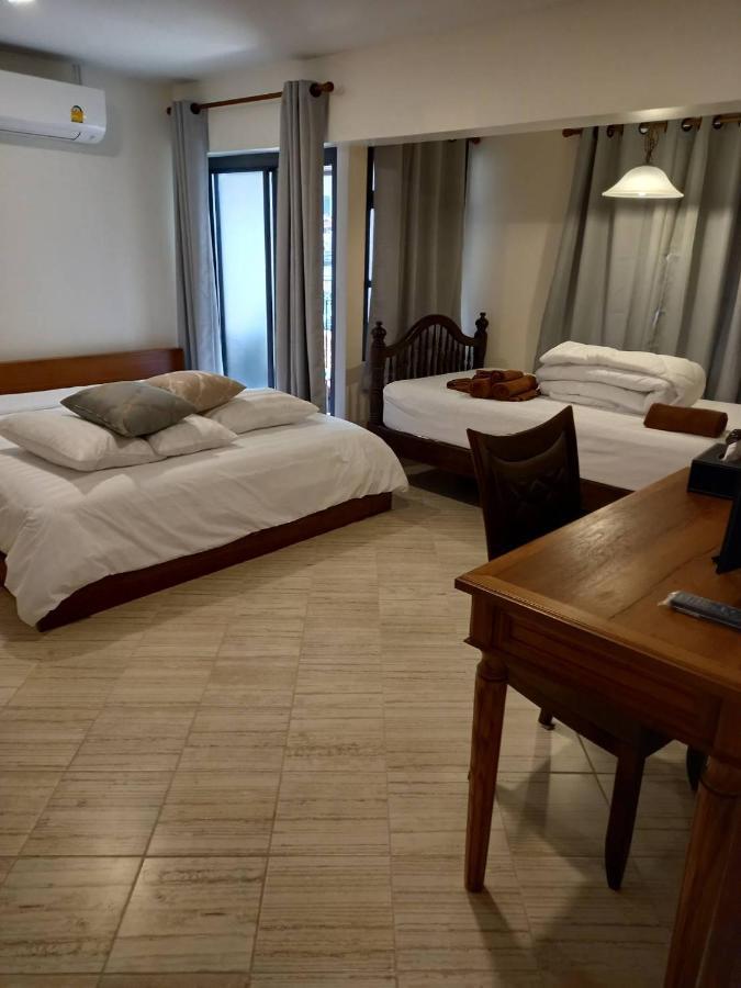 Valentier Cafe And Hotel Τσιάνγκ Μάι Εξωτερικό φωτογραφία