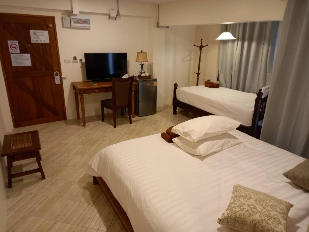 Valentier Cafe And Hotel Τσιάνγκ Μάι Εξωτερικό φωτογραφία
