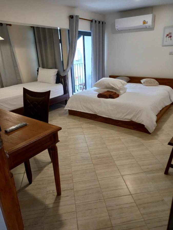 Valentier Cafe And Hotel Τσιάνγκ Μάι Εξωτερικό φωτογραφία